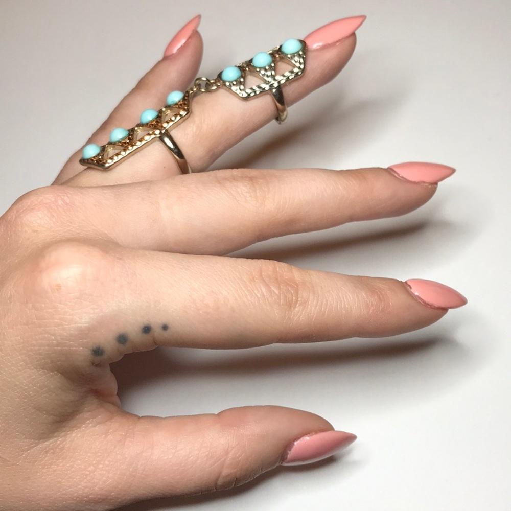 Chain linked full finger ring